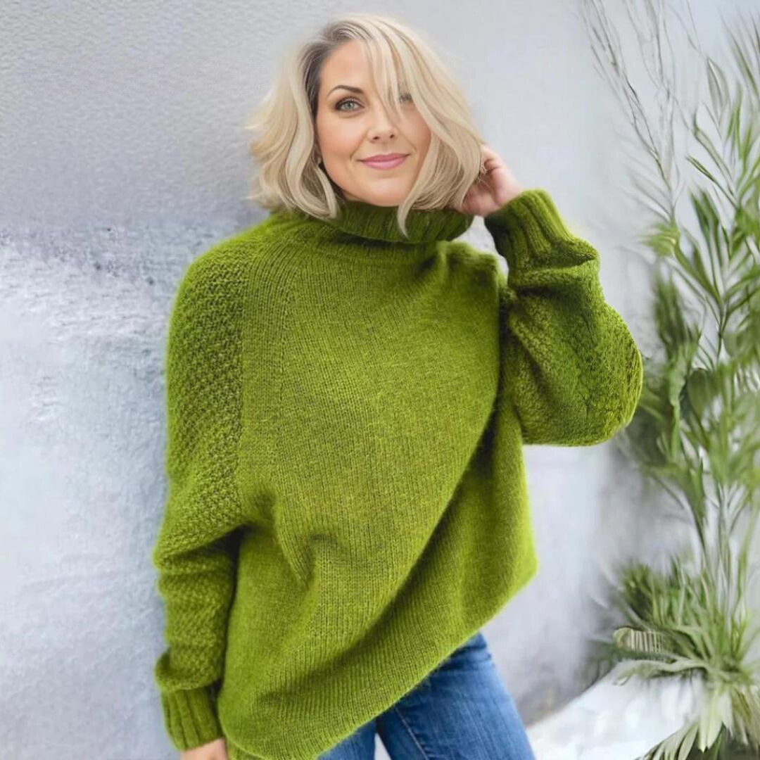 Eleganza™ | Angela Elegant Turtleneck Sweater Apple Green